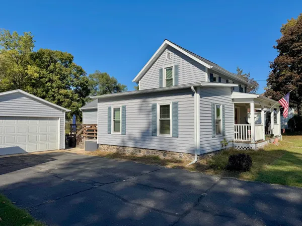 $203,000 | 321 North Street, Jonesville, MI 49250