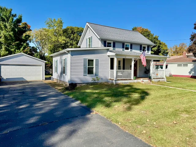 $209,900 | 321 North Street, Jonesville, MI 49250