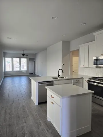 $435,000 | 9714 Perdita Trail, Missouri City, TX 77459