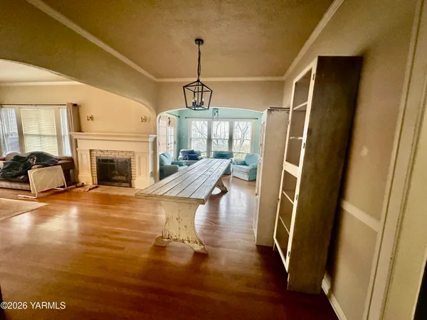$569,444 | 347 North 23rd Avenue, Yakima, WA 98902