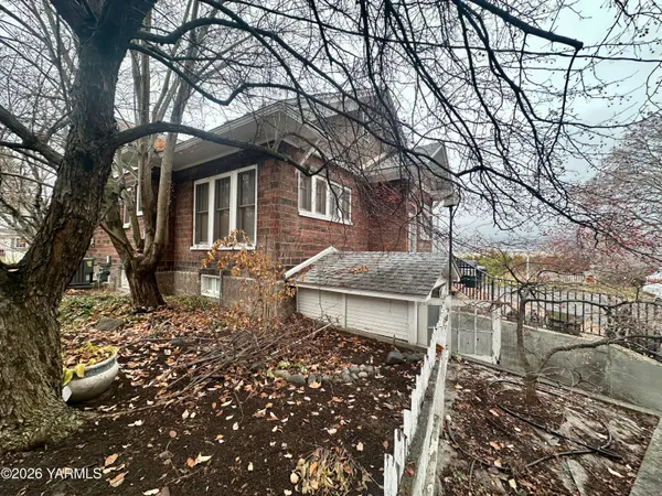 $569,444 | 347 North 23rd Avenue, Yakima, WA 98902