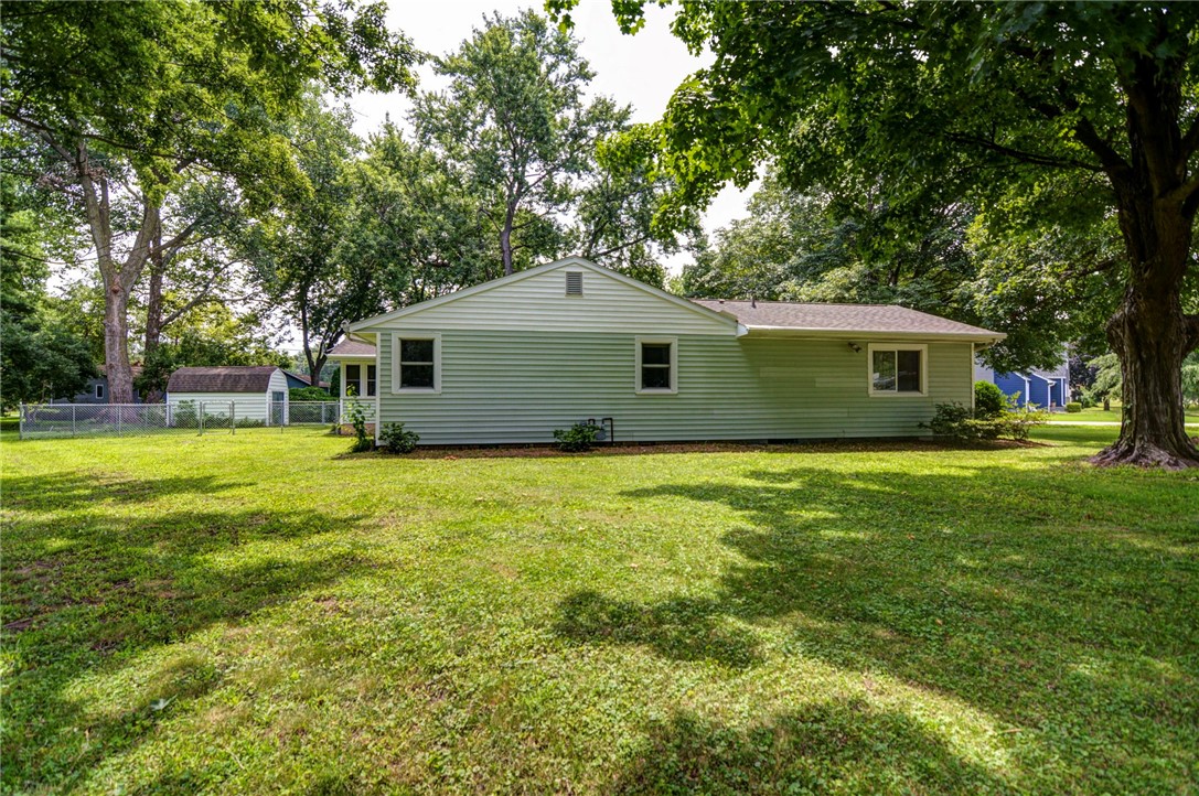 630 Montgomery Lane Decatur, IL 62526 - Photo 32 of 33
