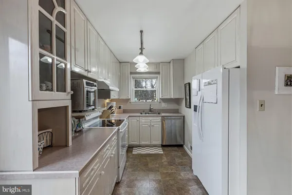 $335,000 | 439 Bianca Circle, Unit 152, Downingtown, PA 19335