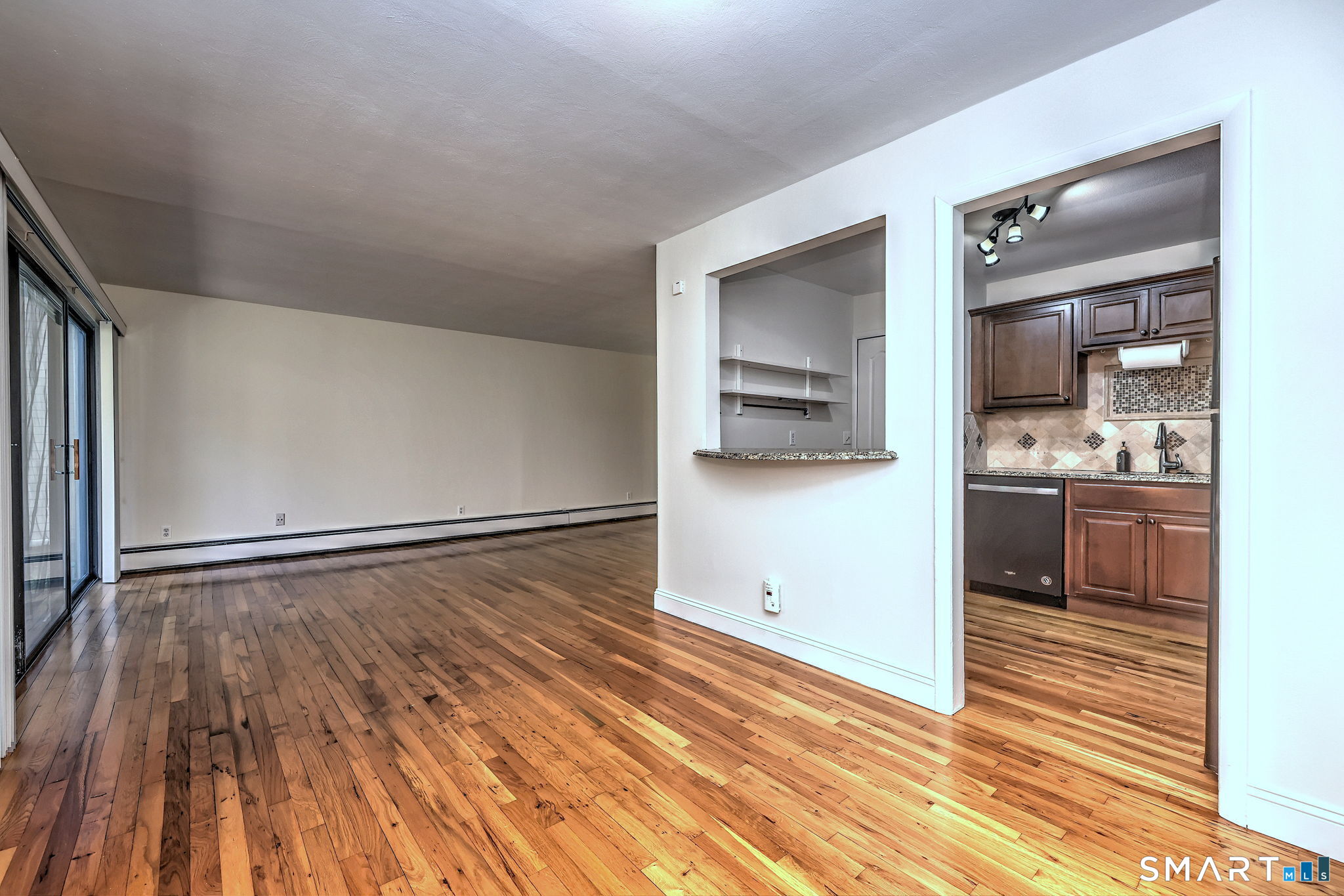 135 Florence Road, Unit 1A Branford, CT 06405 - Photo 4 of 39