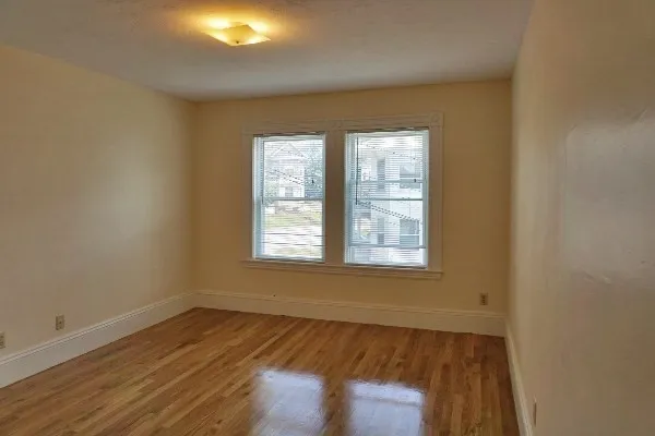 $2,350 | 20 Norumbega Terrace, Unit 2, Waltham, MA 02453