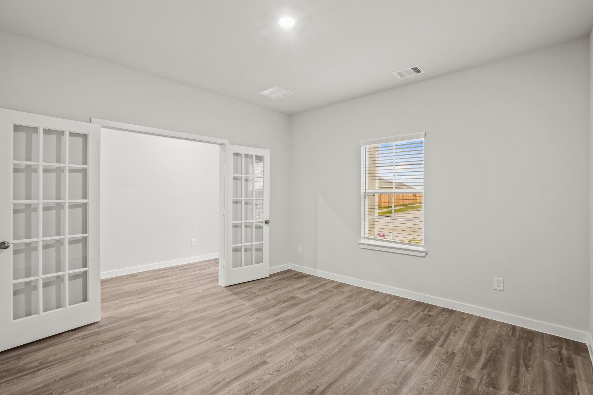 9712 Caney Bend Road Conroe, TX 77303 - Photo 8 of 25 representative photo