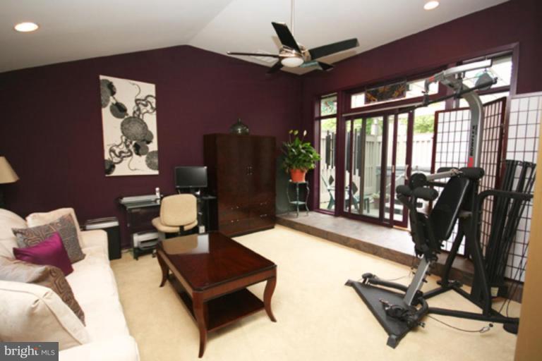 25 Lauer Court Silver Spring, MD 20901 - Photo 14 of 30 Bedroom #2