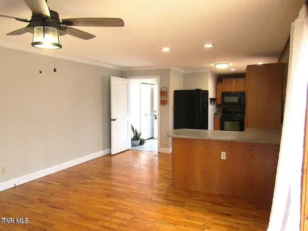 $2,250 | 144 Hollow Timbers Drive, Unit 15, Gray, TN 37615