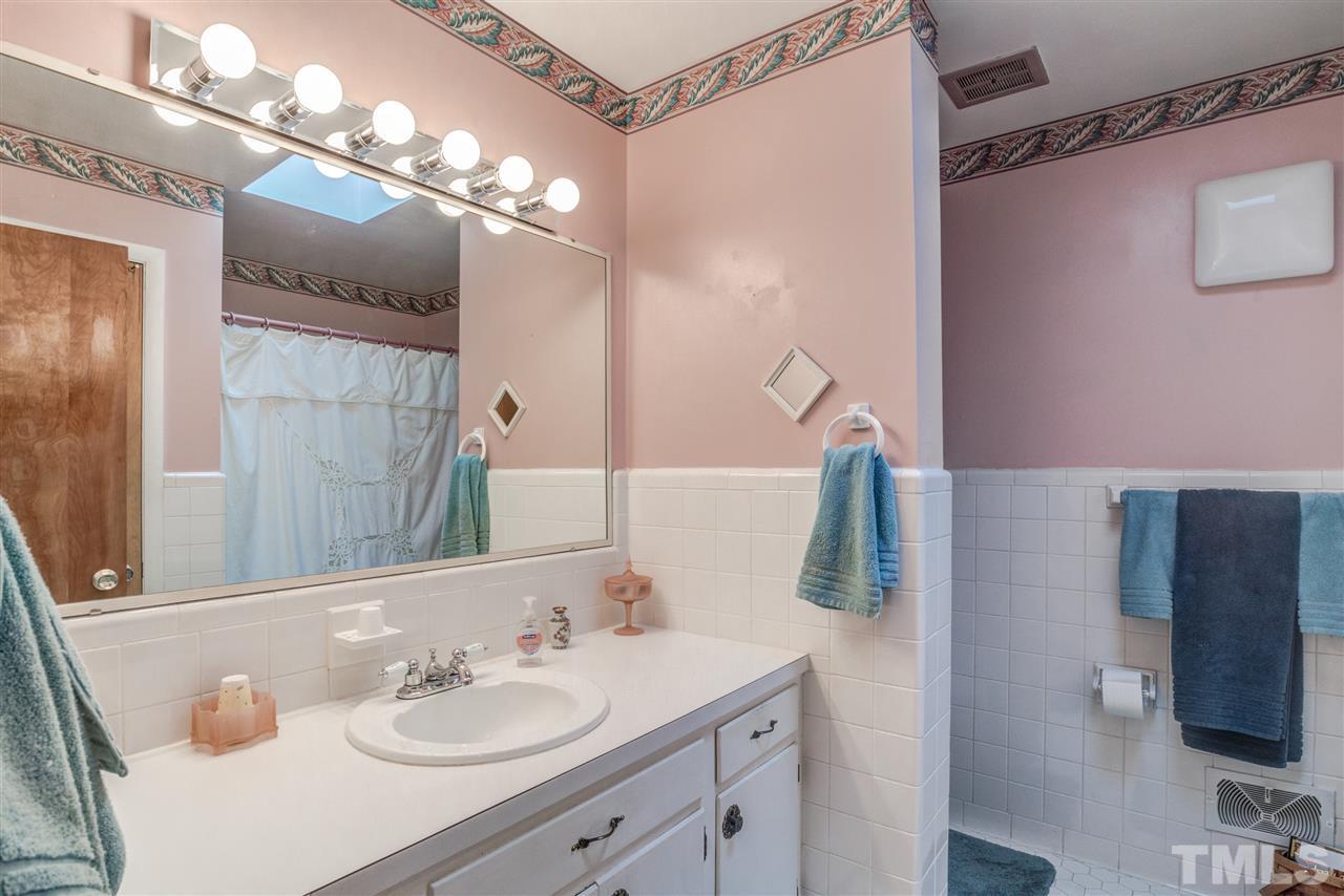 4821 Greenbrier Road Raleigh, NC 27603 - Photo 19 of 24
