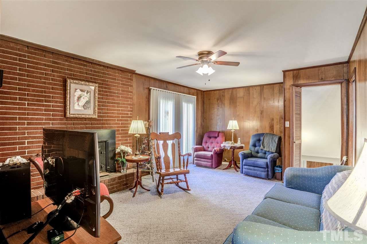 4821 Greenbrier Road Raleigh, NC 27603 - Photo 9 of 24