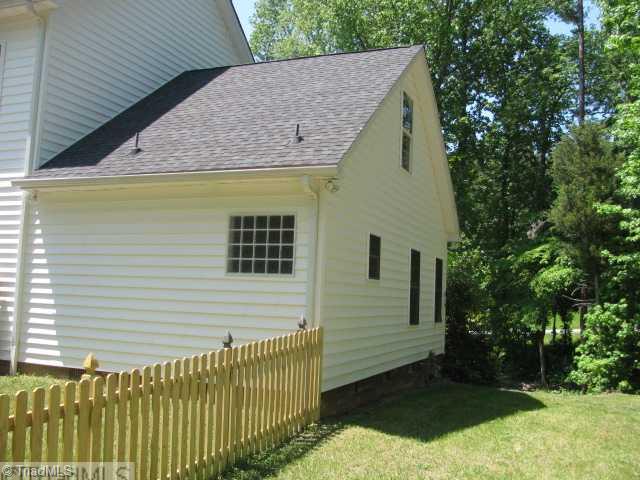 4711 Harvey Road Jamestown, NC 27282 - Photo 4 of 16 Exterior Front.