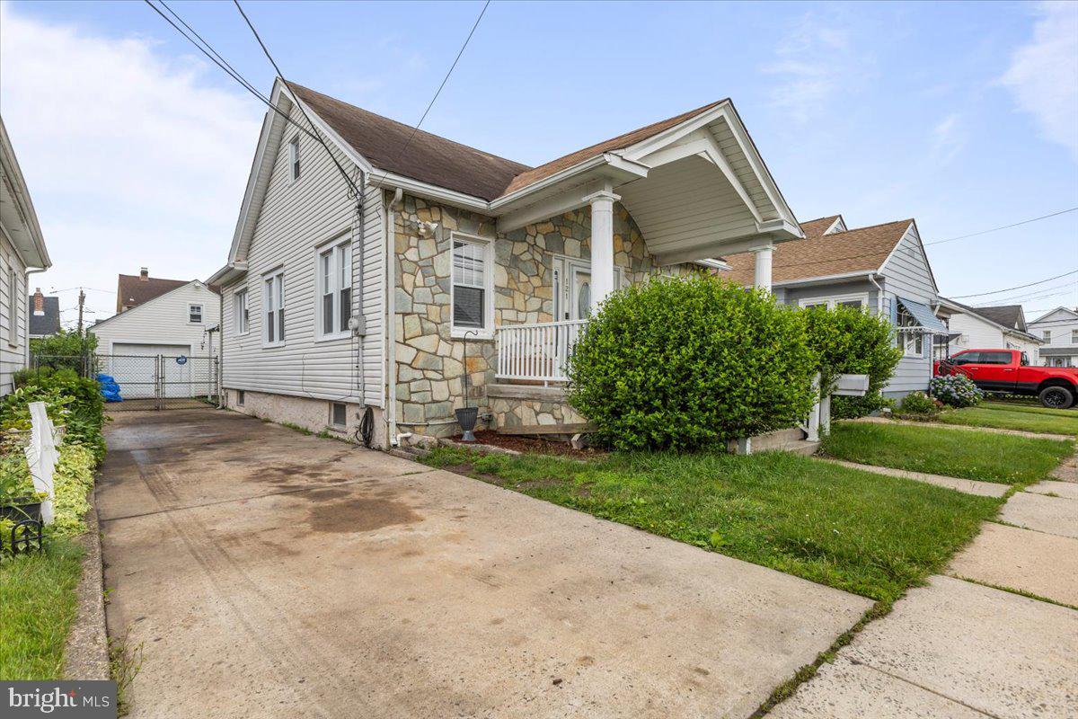 121 Emanuel Street Hamilton, NJ 08610 - Photo 2 of 26