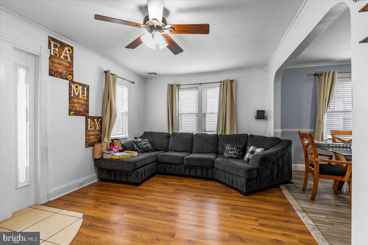 121 Emanuel Street Hamilton, NJ 08610 - Photo 4 of 26