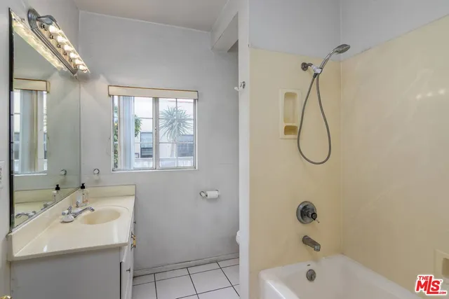 $795,000 | 1025 East Garfield Avenue, Glendale, CA 91205