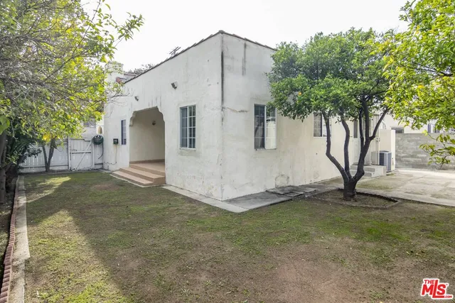 $795,000 | 1025 East Garfield Avenue, Glendale, CA 91205