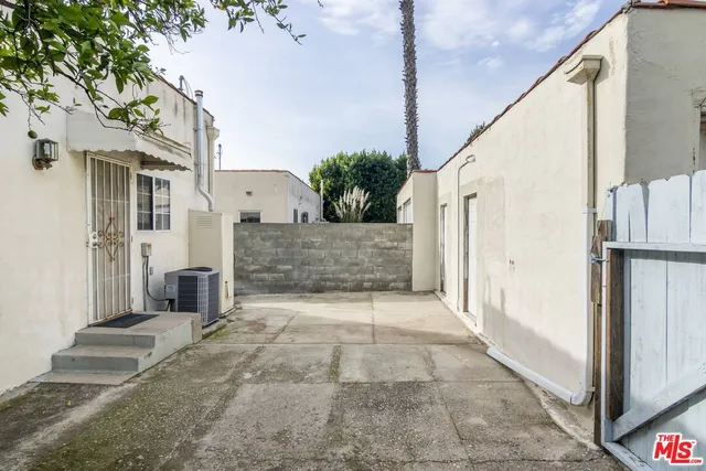 $795,000 | 1025 East Garfield Avenue, Glendale, CA 91205