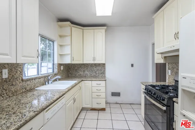 $795,000 | 1025 East Garfield Avenue, Glendale, CA 91205