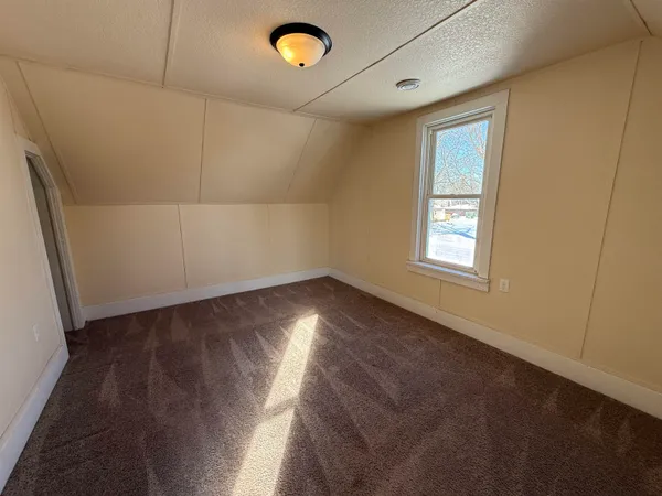 $191,000 | 1622 East 4th Street, Superior, WI 54880