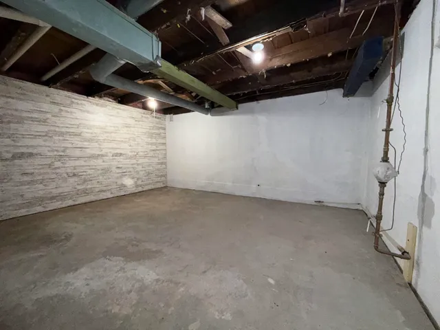 $184,900 | 1622 East 4th Street, Superior, WI 54880