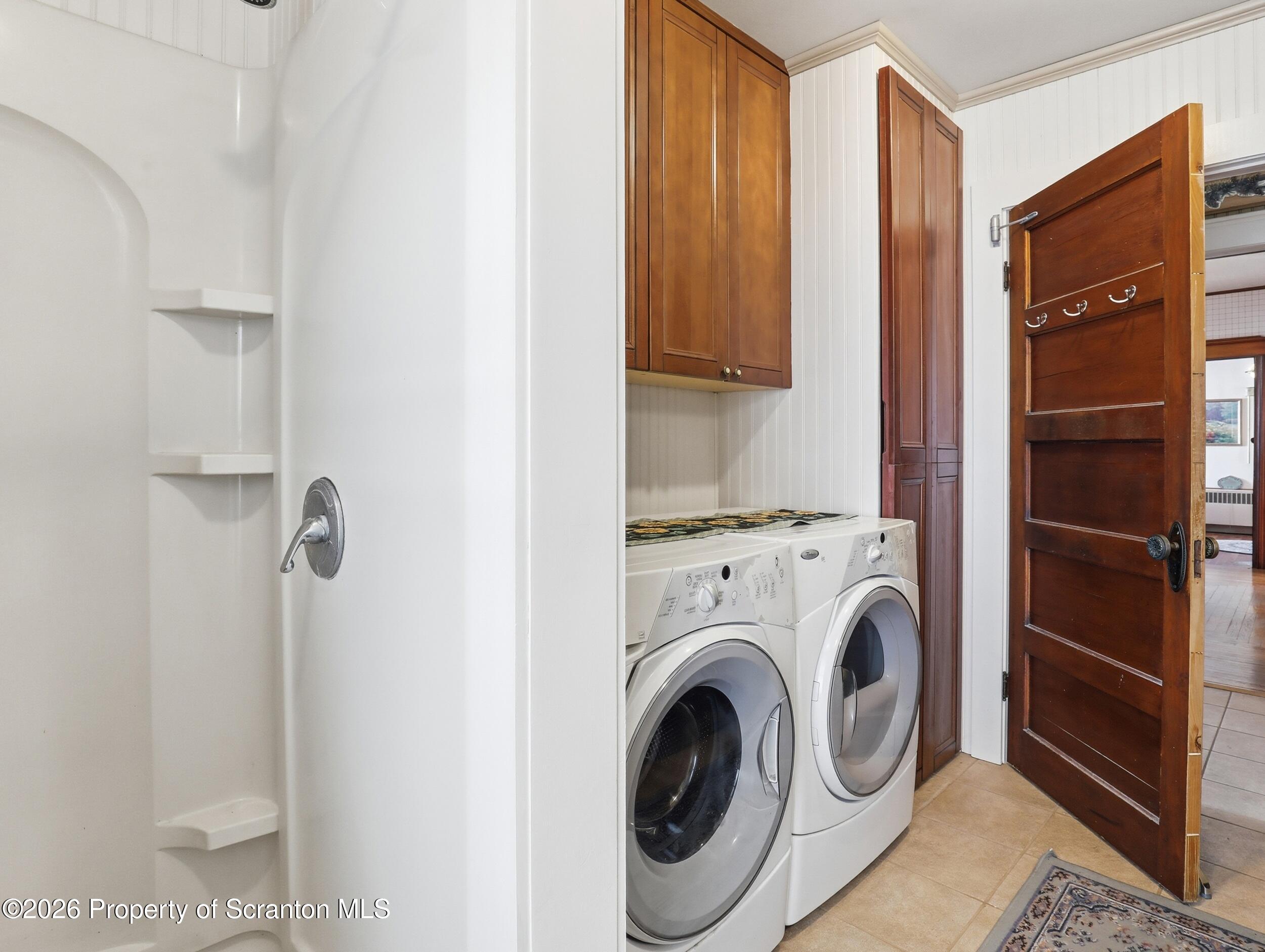 115 State Street Nicholson, PA 18446 - Photo 14 of 29 a utility room with dryer and washer