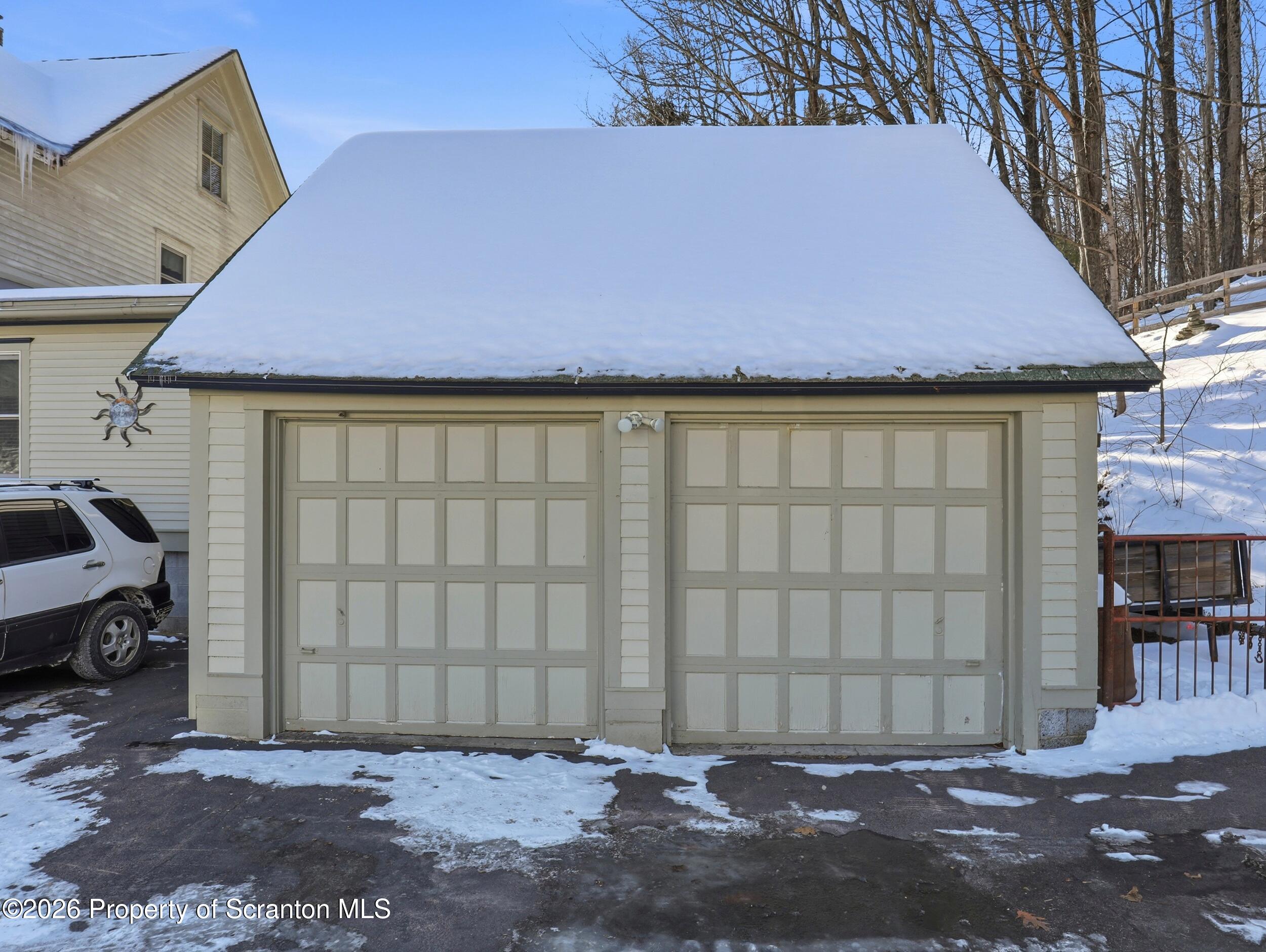 115 State Street Nicholson, PA 18446 - Photo 27 of 29 a front view of a house