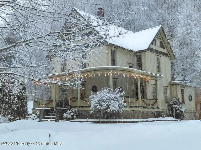 $335,000 | 115 State Street, Nicholson, PA 18446