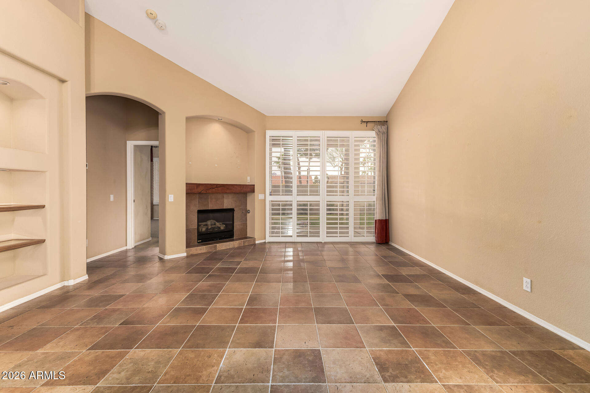 9741 East Holiday Way Sun Lakes, AZ 85248 - Photo 6 of 46 09 Living Room