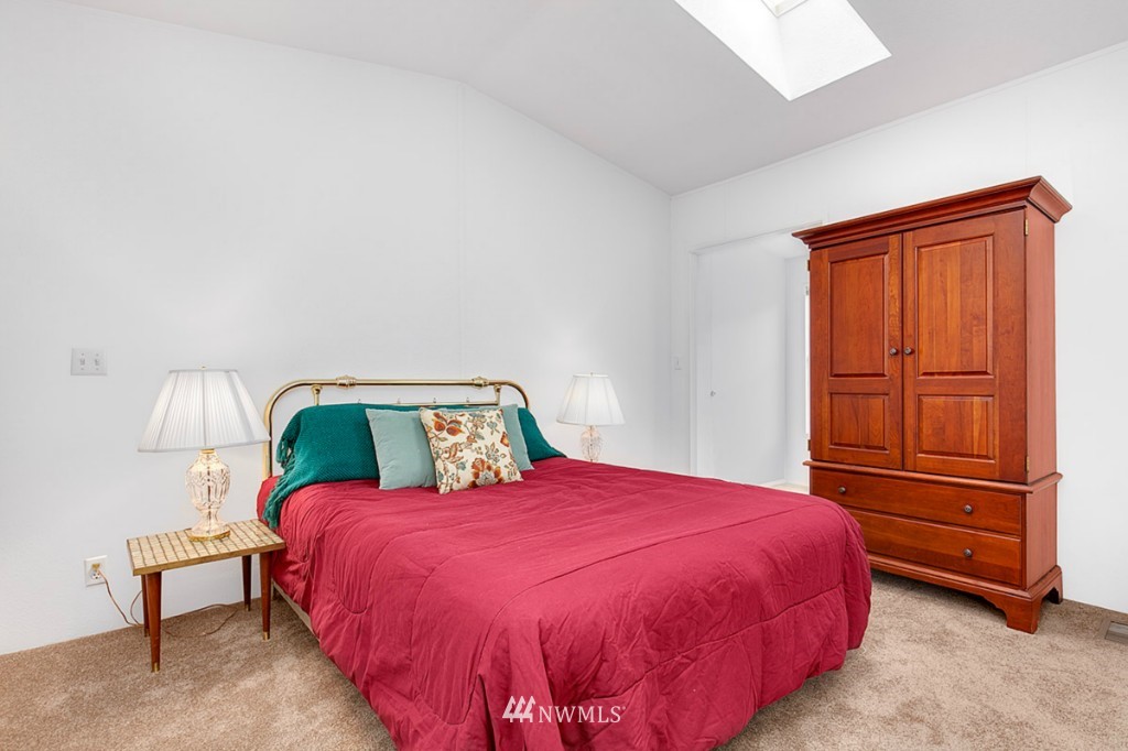 236 Park Avenue North Renton, WA 98057 - Photo 7 of 12 Gallery Image 7