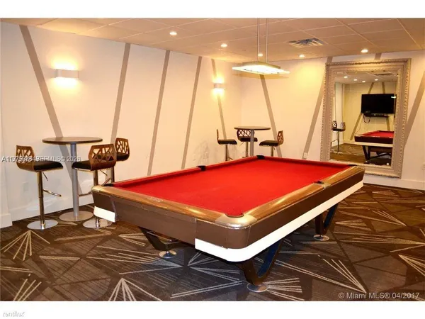 $3,500 | 5701 Collins Avenue, Unit 803, Miami Beach, FL 33140