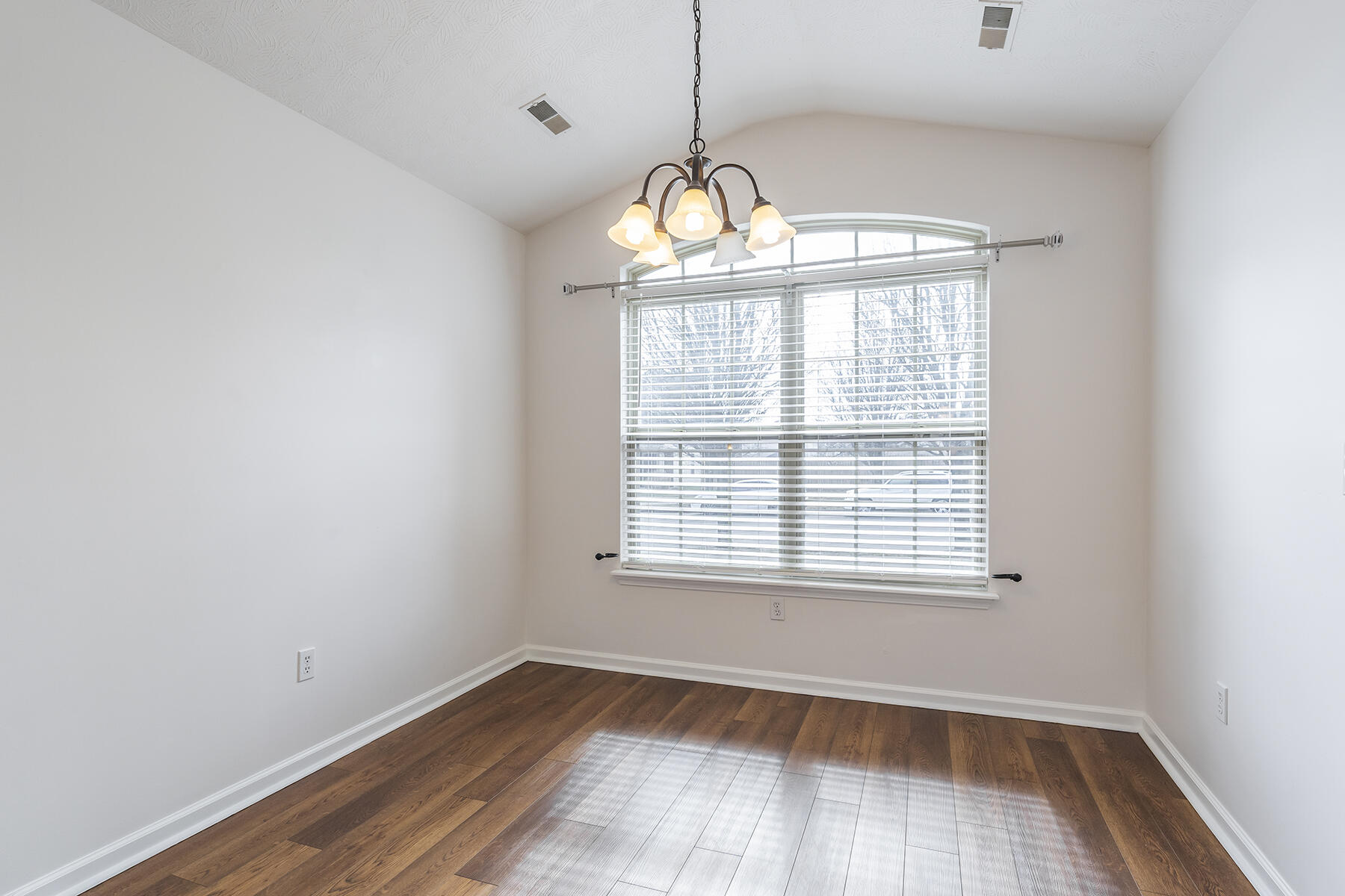 2321 Spurr Road Lexington, KY 40511 - Photo 6 of 41 2321spurr06