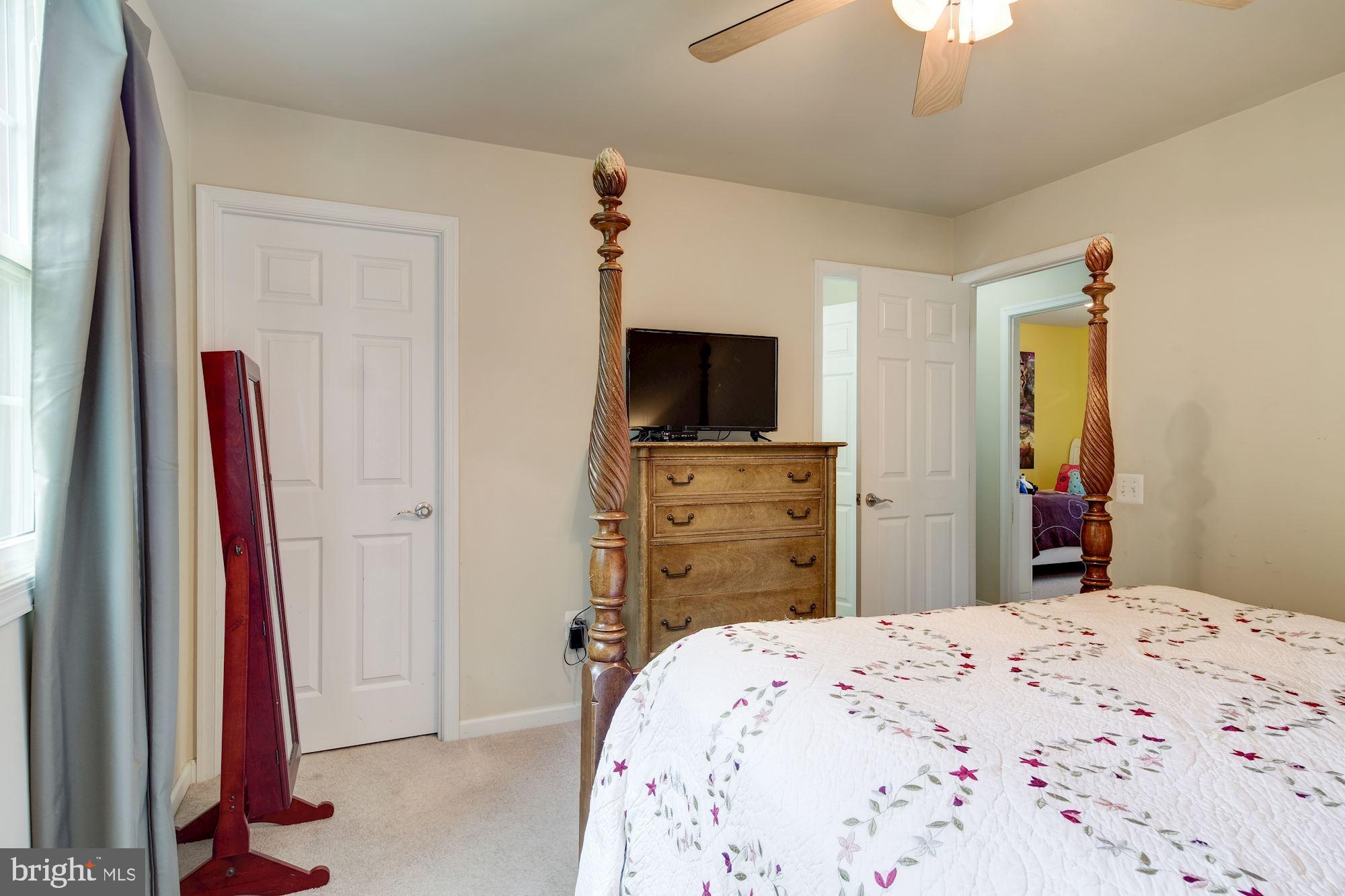 115 Applecreek Road Frederick, MD 21702 - Photo 20 of 33 Master bedroom with walk-in closet.