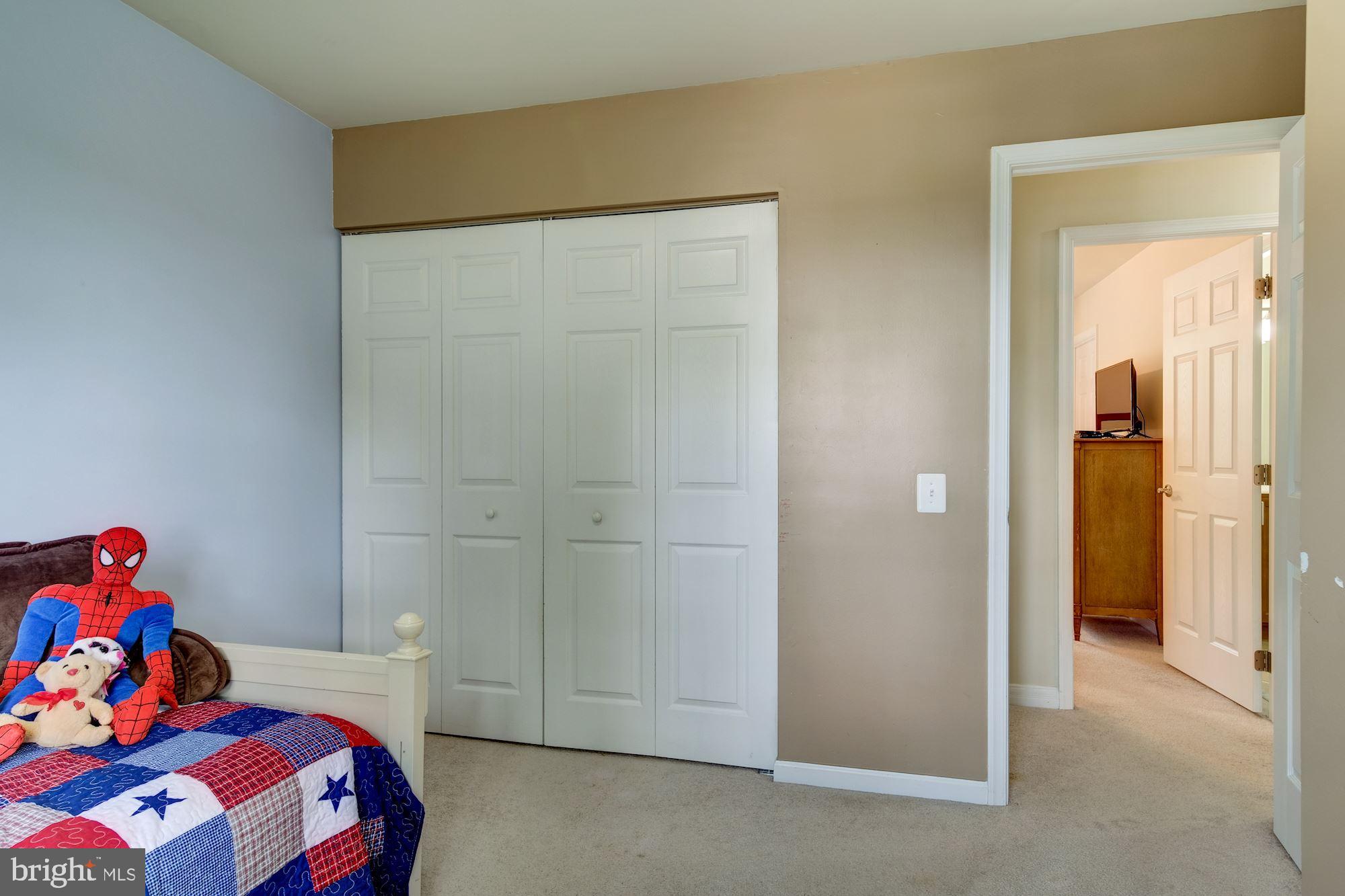 115 Applecreek Road Frederick, MD 21702 - Photo 24 of 33 Bedroom 2 on upper level.