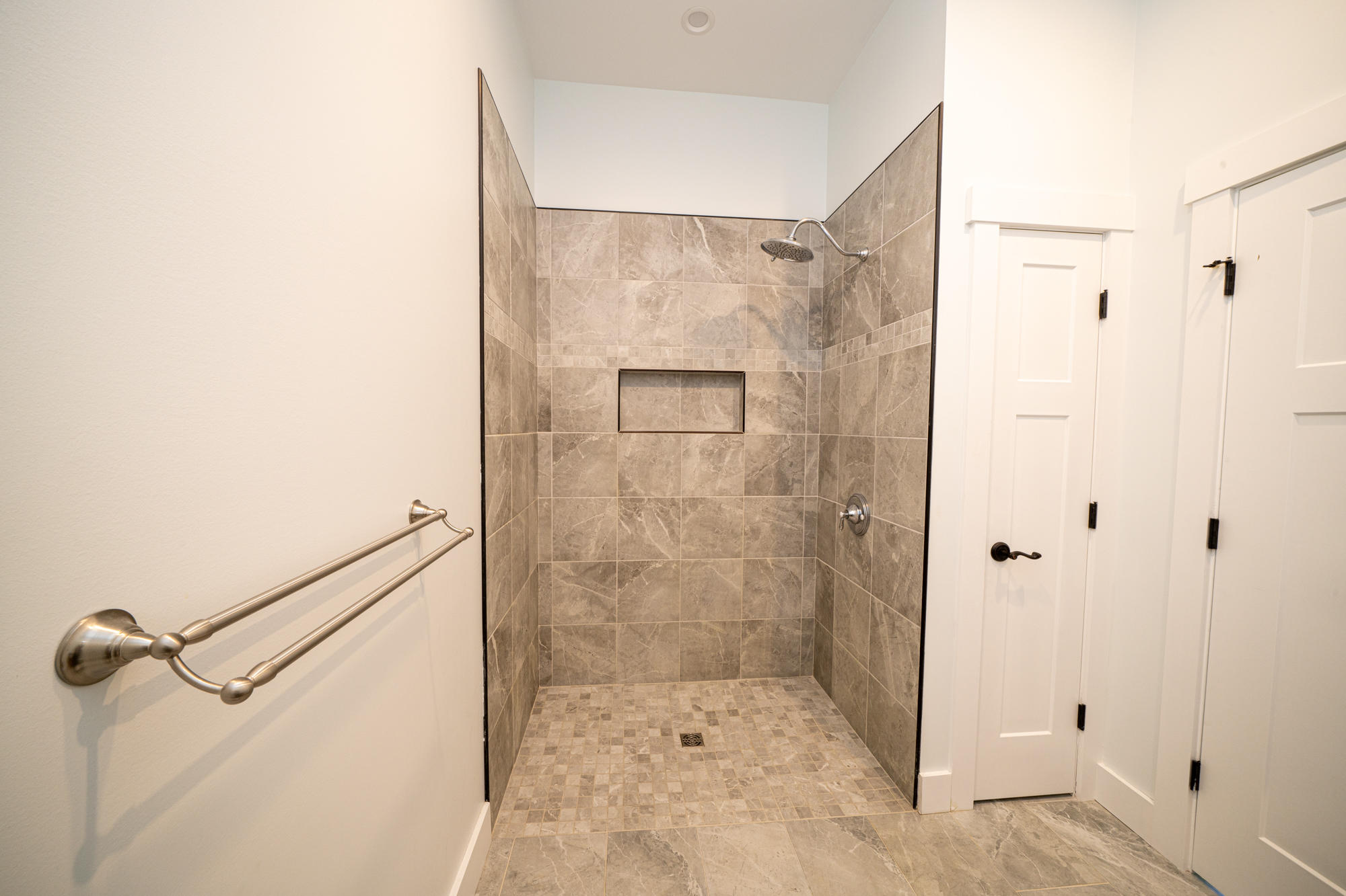 20 Belle Point Road Belfast, ME 04915 - Photo 27 of 41 Belle Pt. BR Suite2 Shower
