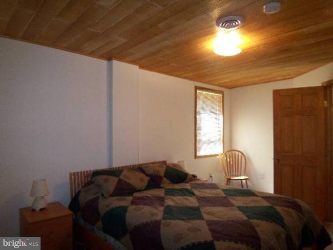 272 Montevideo Road Berkeley Springs, WV 25411 - Photo 20 of 29 Bedroom #4