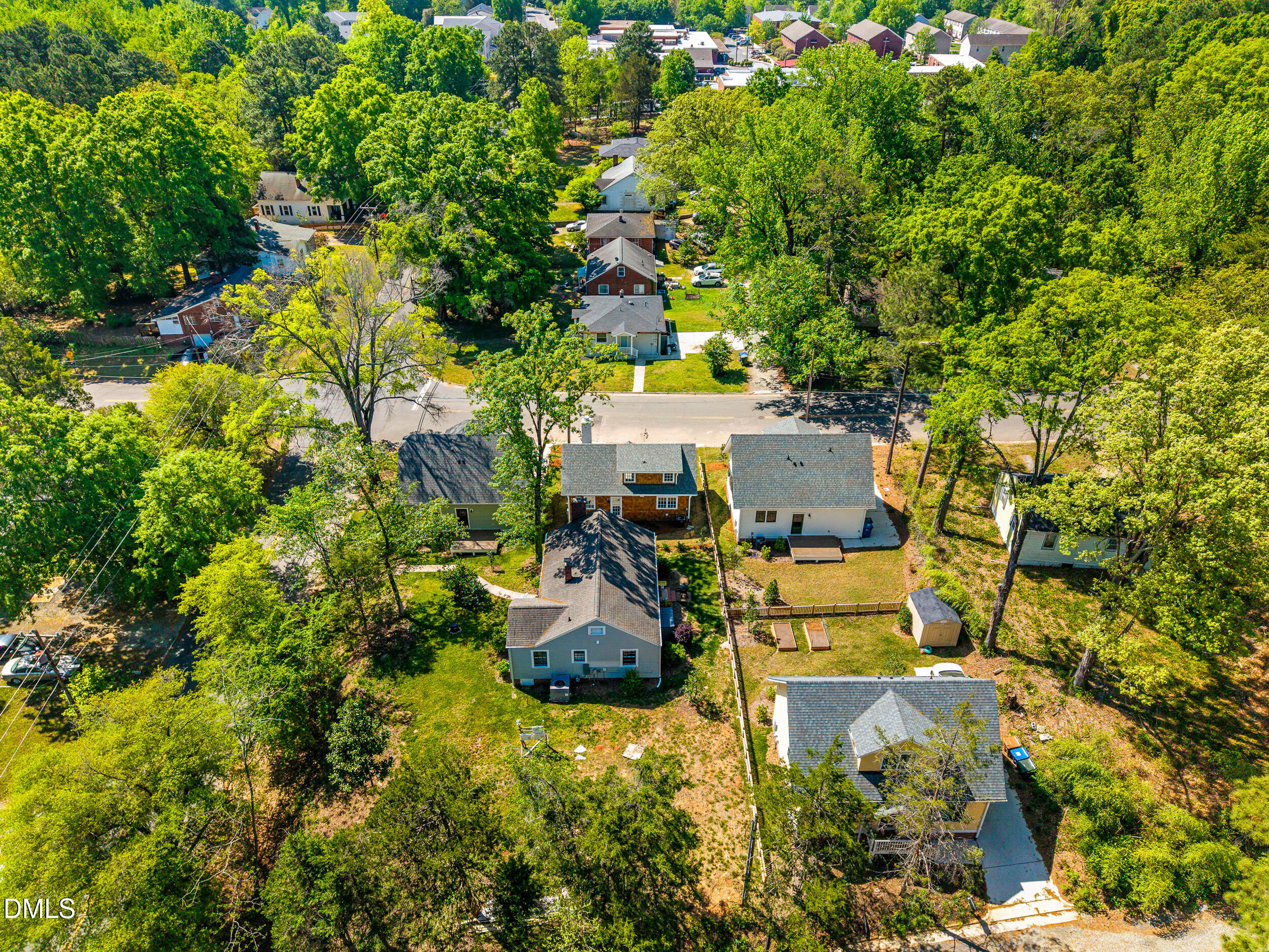 1904 Ward Street Durham, NC 27707 - Photo 32 of 34 32_photos-36