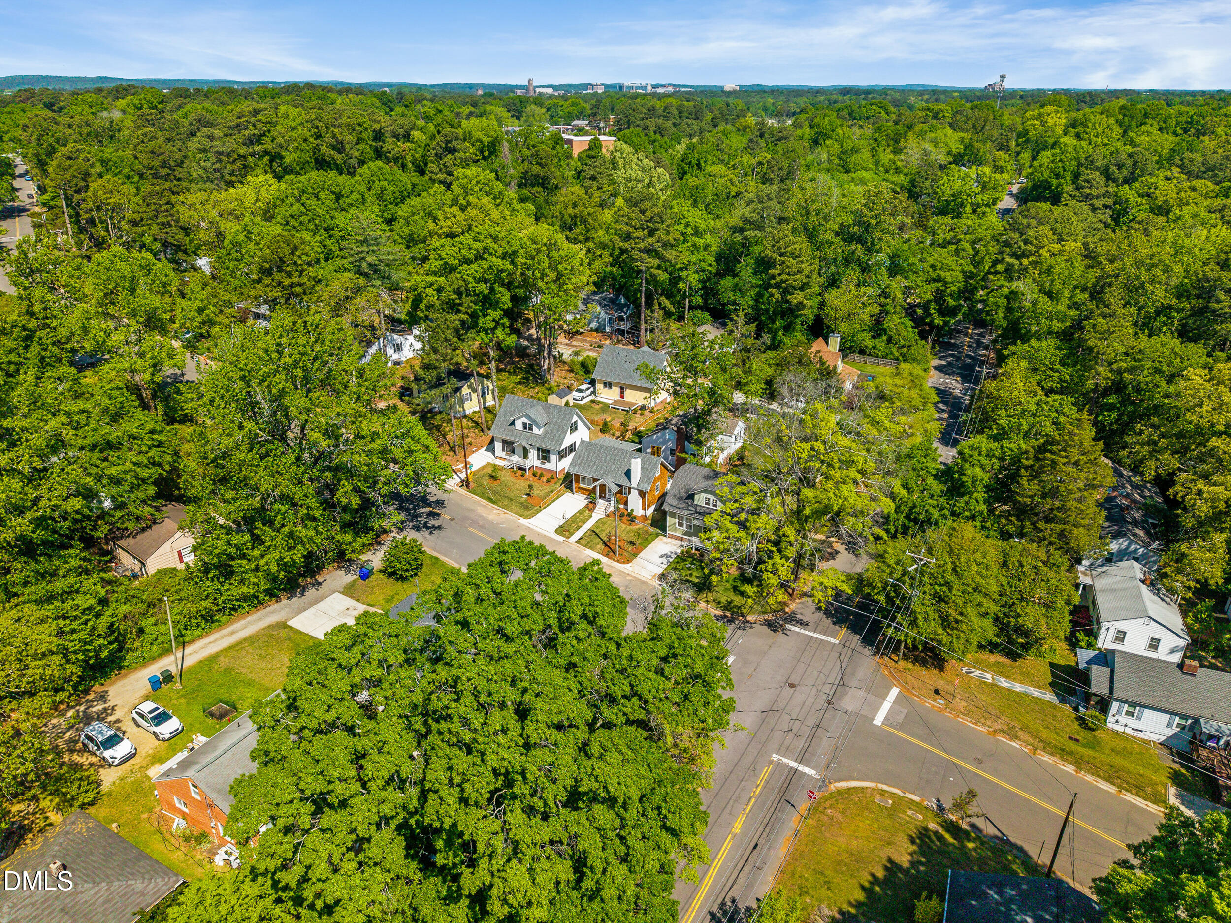 1904 Ward Street Durham, NC 27707 - Photo 33 of 34 33_photos-37