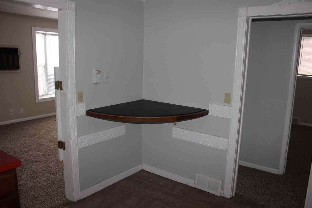 2710 Lapeer Road Flint, MI 48503 - Photo 7 of 52