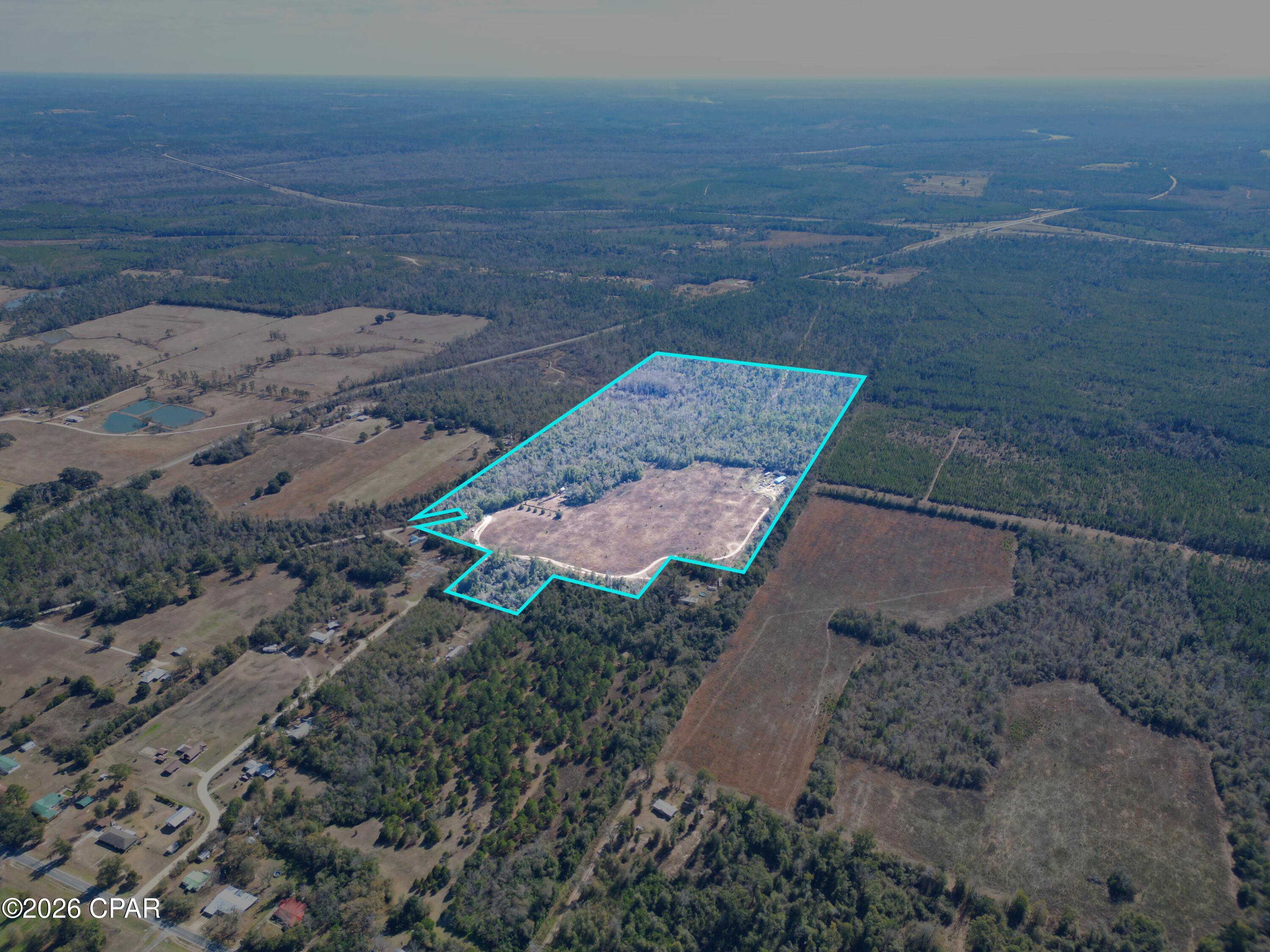 7849 Leatherneck Trail Grand Ridge, FL 32442 - Photo 4 of 22