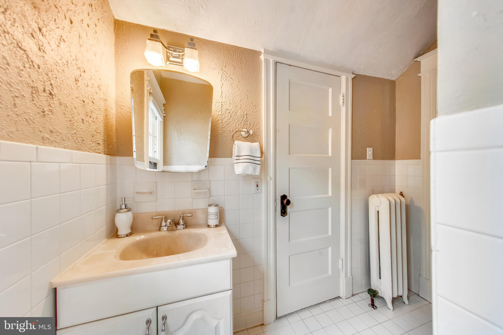 1423 Decatur Street Northwest Washington, DC 20011 - Photo 39 of 139