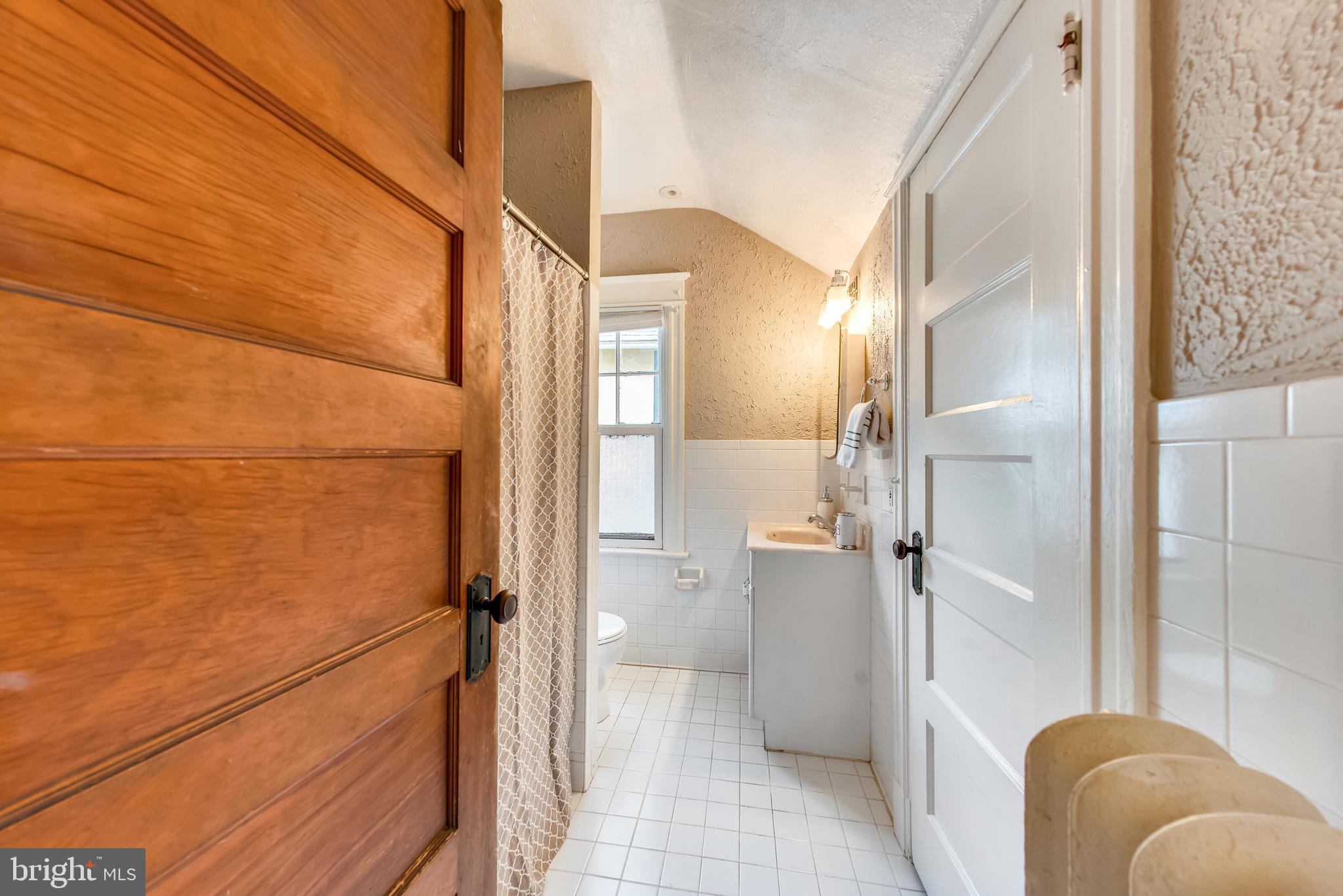 1423 Decatur Street Northwest Washington, DC 20011 - Photo 41 of 139