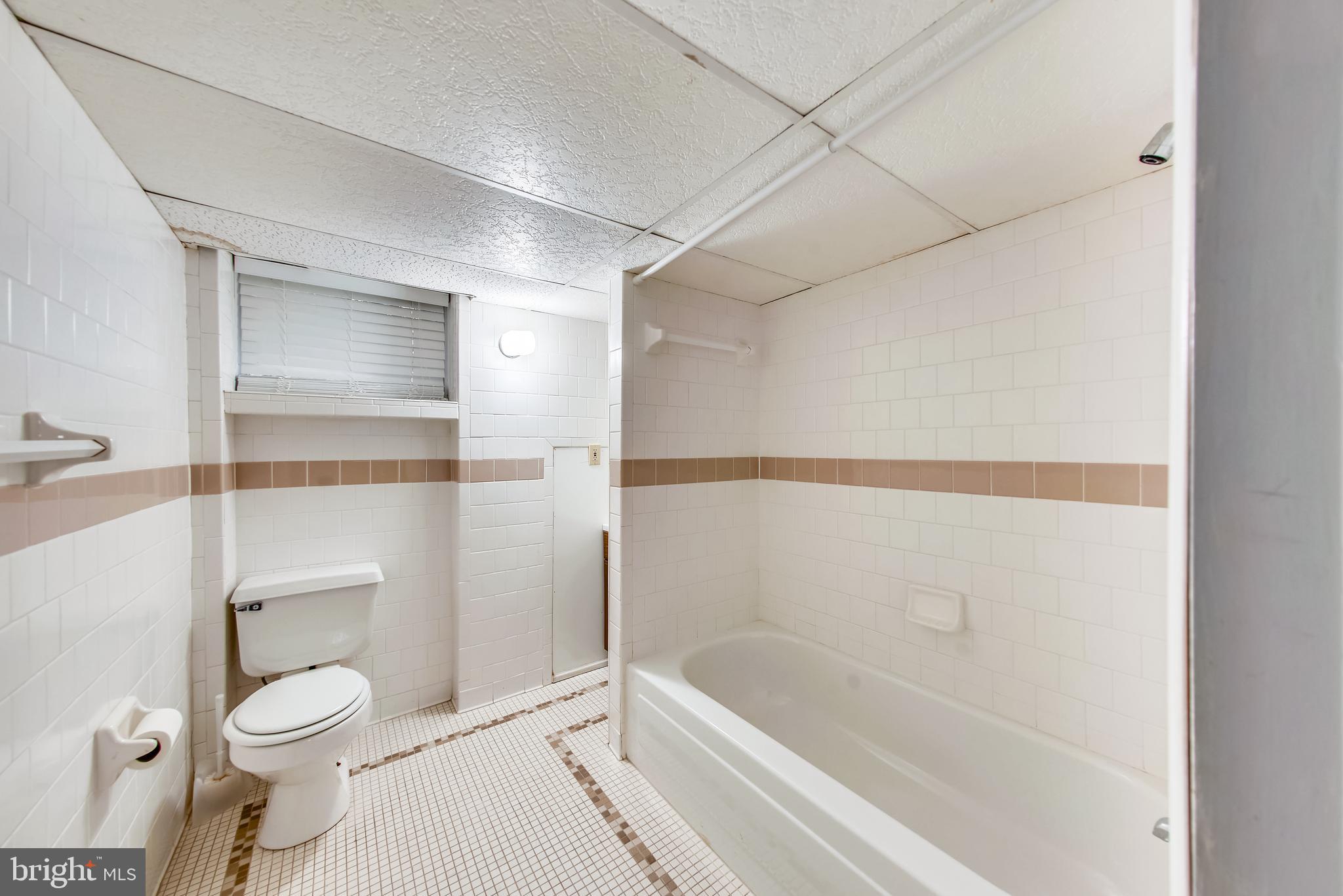 1423 Decatur Street Northwest Washington, DC 20011 - Photo 59 of 139