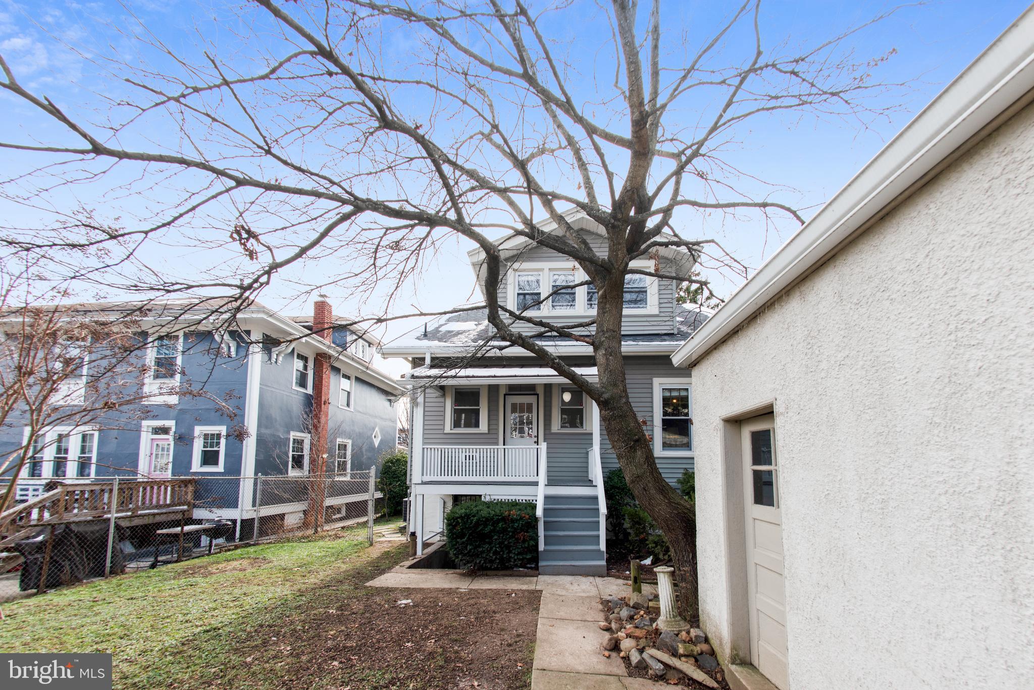 1423 Decatur Street Northwest Washington, DC 20011 - Photo 8 of 139