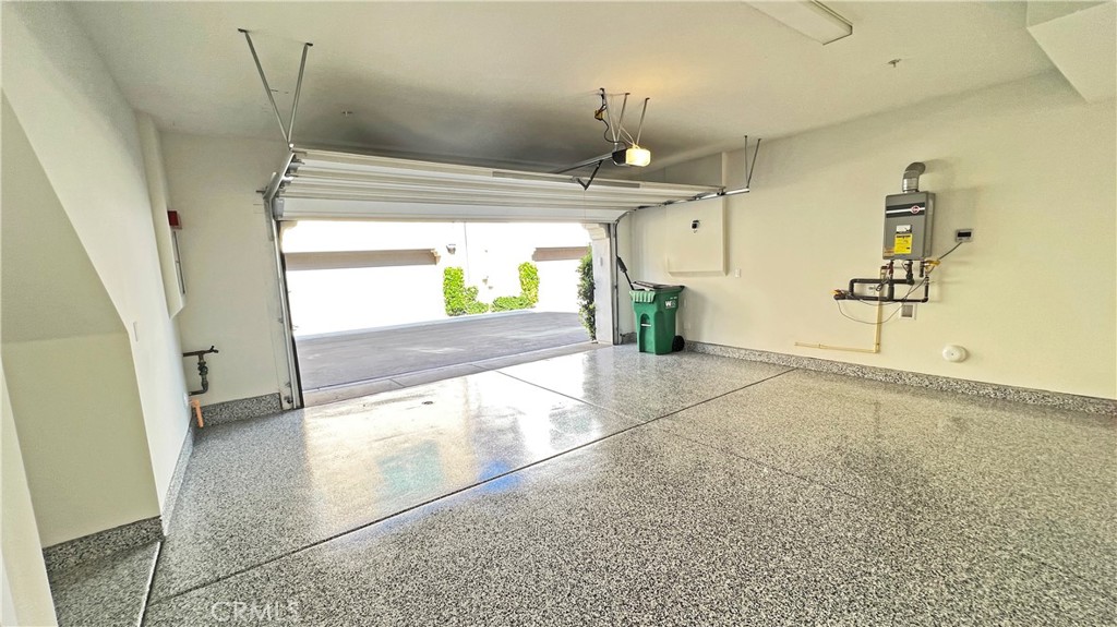 133 Copeland Irvine, CA 92618 - Photo 18 of 18 a view of a hallway