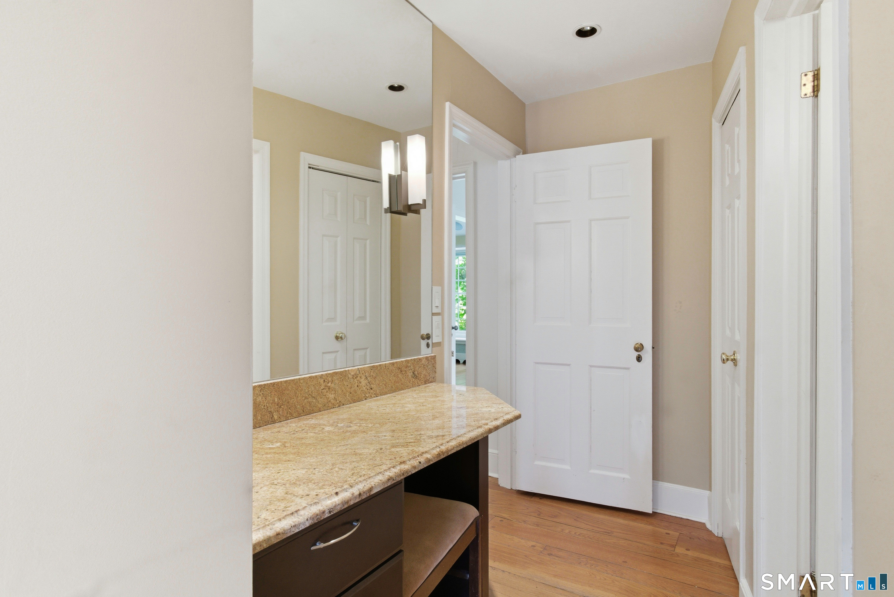 24 Highbrook Road Norwalk, CT 06851 - Photo 15 of 23