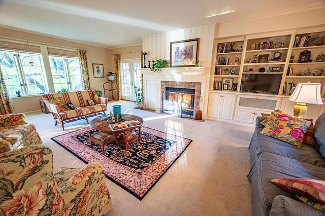 $799,900 | W7429 510th Avenue, Ellsworth, WI 54011