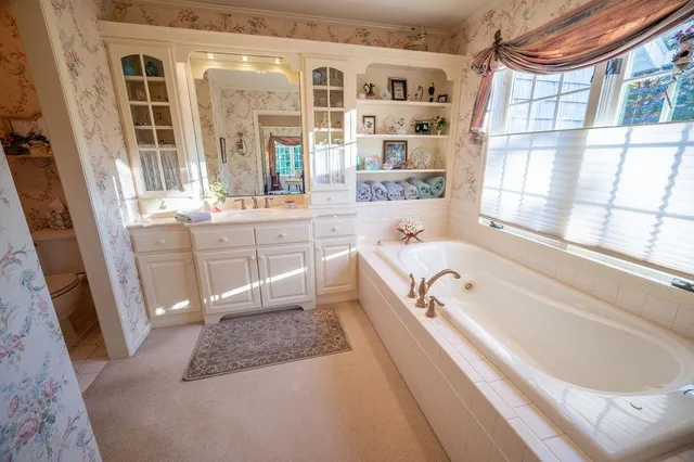 $799,900 | W7429 510th Avenue, Ellsworth, WI 54011