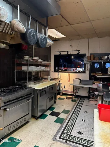 $998,500 | 162 Glen Street, Glens Falls, NY 12801