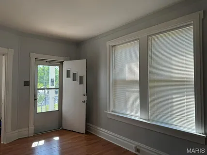 $1,500 | 539 North Elm Avenue, Webster Groves, MO 63119