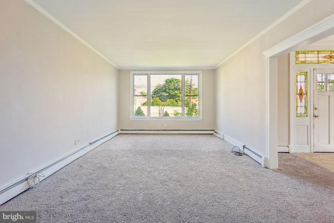 608 Clements Bridge Road Barrington, NJ 08007 - Photo 5 of 25