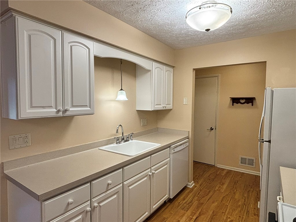 207 Greenway Boulevard Riga, NY 14428 - Photo 7 of 22